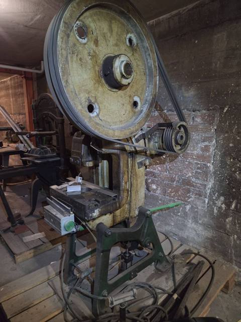 Flywheel side